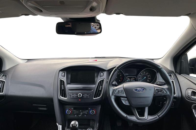 Used Ford Focus 2018 for sale - 76984860: Photo 11