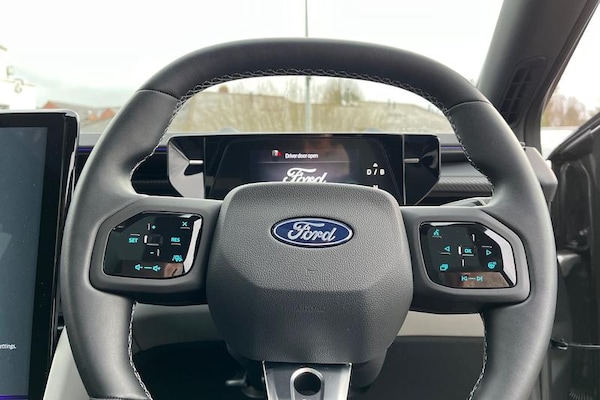 Used Ford Capri 2024 for sale - 73915061: Photo 12