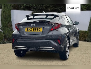 Used Toyota C-HR 2023 for sale - 78767901: Photo