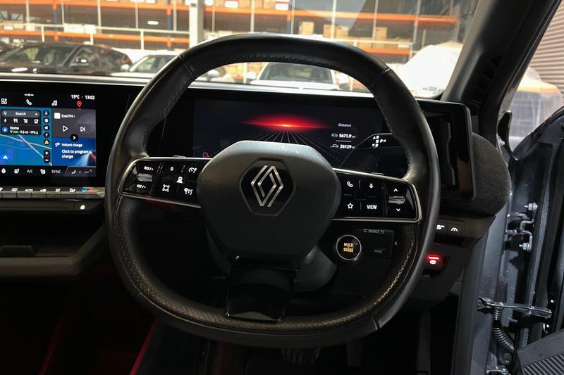 Used Renault Megane E Tech 2023 for sale - 76508176: Photo 12