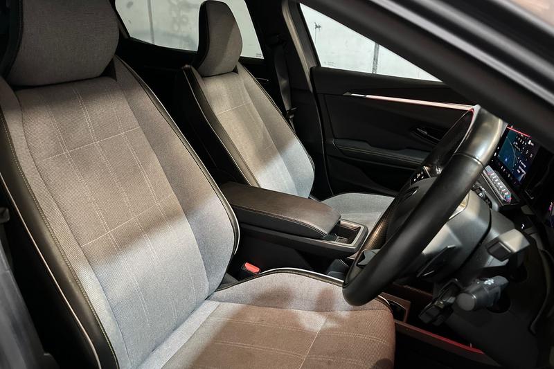 Used Renault Megane E Tech 2023 for sale - 76508176: Photo 17