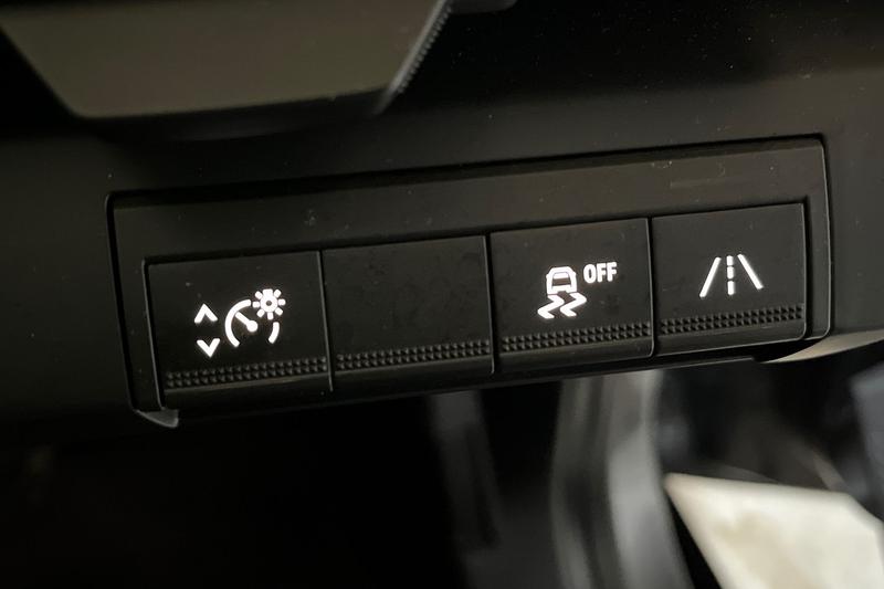 Used Renault Megane E Tech 2023 for sale - 76508176: Photo 24