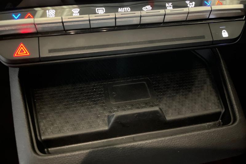 Used Renault Megane E Tech 2023 for sale - 76508176: Photo 40