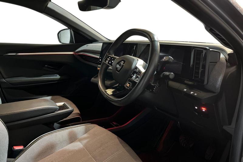 Used Renault Megane E Tech 2023 for sale - 76508176: Photo 9