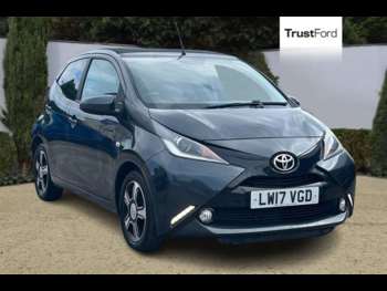 2017 - 1.0 VVT-i X-Clusiv 3 5dr MANUAL