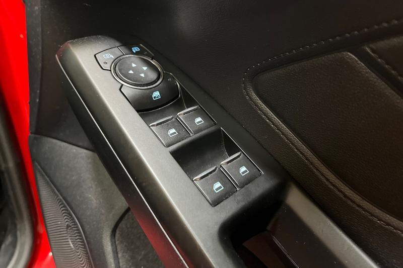 Used Ford Focus 2018 for sale - 78042911: Photo 16