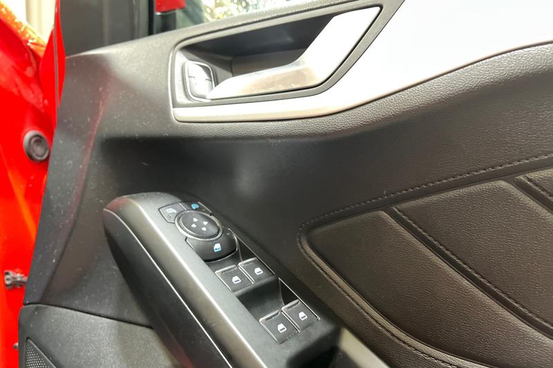 Used Ford Focus 2018 for sale - 78042911: Photo 24