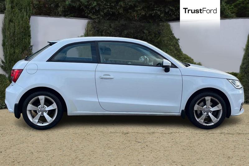 Used Audi A1 2016 for sale - 77367663: Photo 3