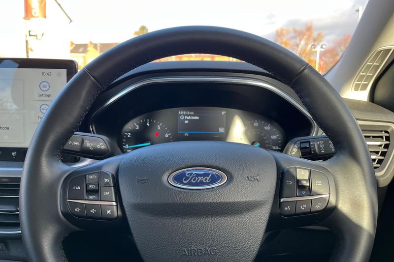 Used Ford Focus 2023 for sale - 76744335: Photo 12