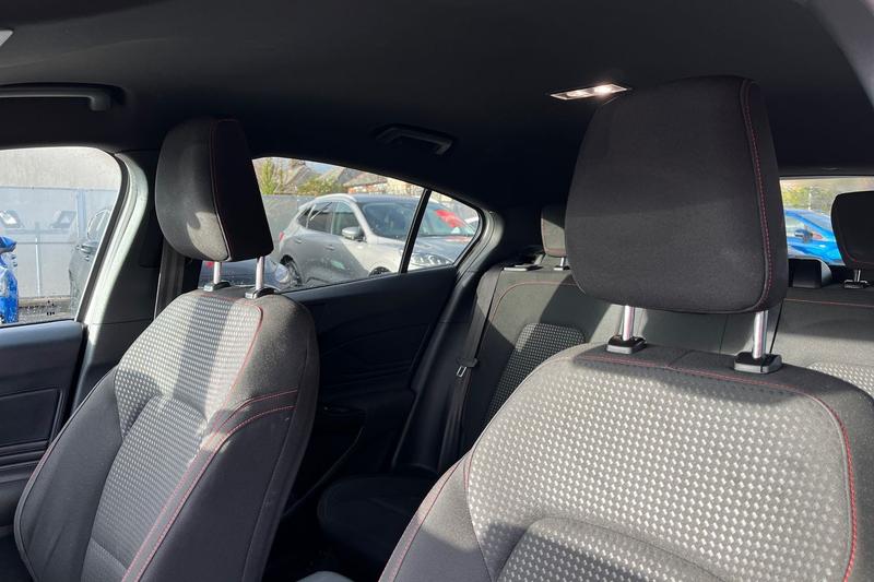 Used Ford Focus 2023 for sale - 76738861: Photo 19