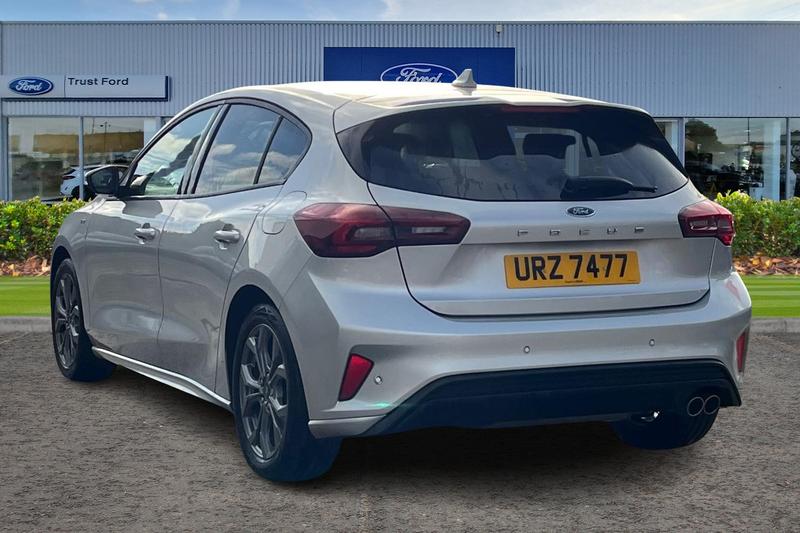 Used Ford Focus 2023 for sale - 76738861: Photo 2