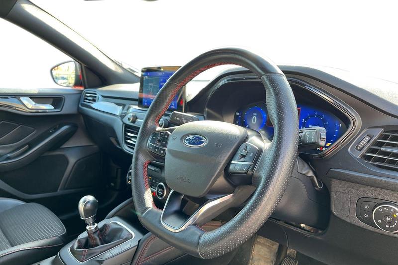 Used Ford Focus 2021 for sale - 78090526: Photo 9