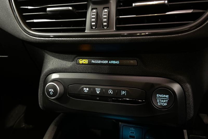 Used Ford Focus 2022 for sale - 76038073: Photo 38