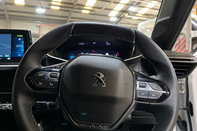 Used Peugeot 208 2023 for sale - 77959226: Photo 12