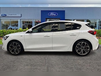 Used Ford Focus 2023 for sale - 78644224: Photo
