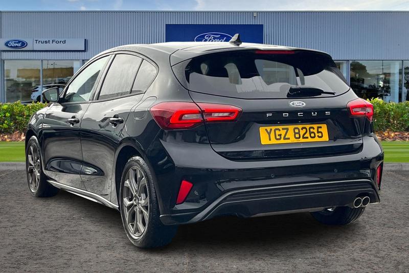 Used Ford Focus 2023 for sale - 76117464: Photo 2