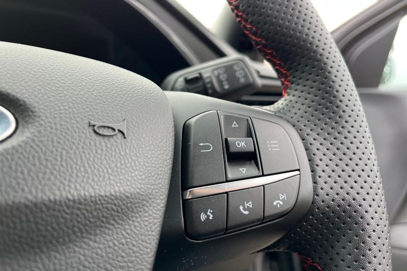 Used Ford Focus 2023 for sale - 76117464: Photo 28
