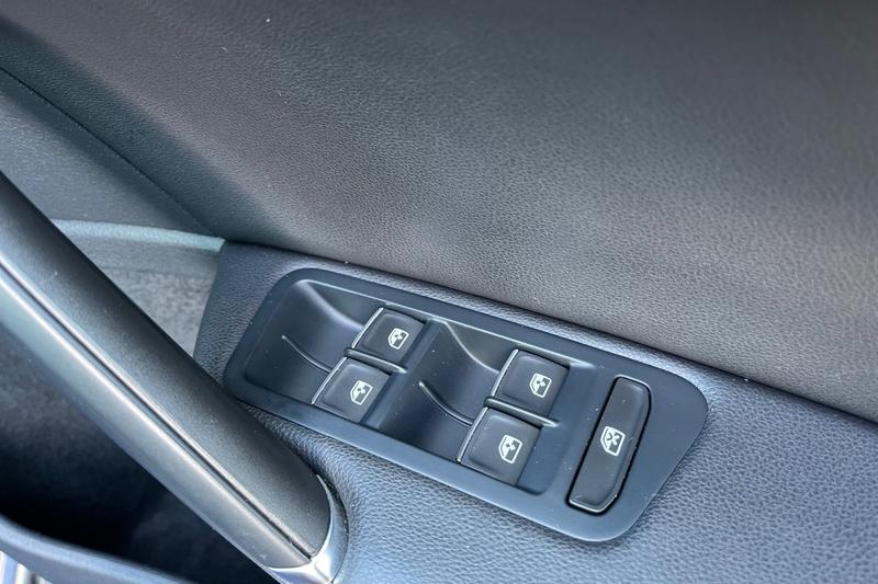 Used Volkswagen Golf 2018 for sale - 76405295: Photo 16