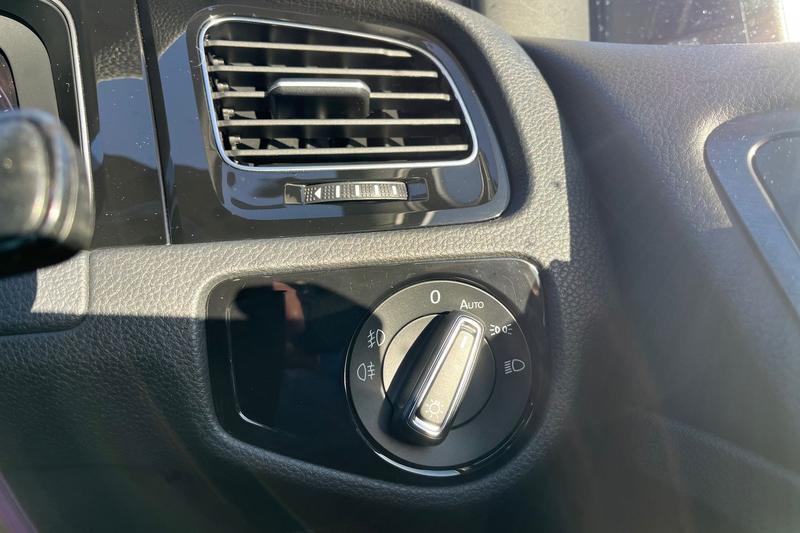 Used Volkswagen Golf 2018 for sale - 76405295: Photo 26