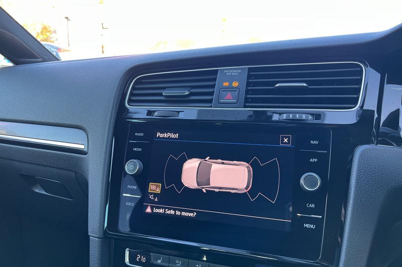 Used Volkswagen Golf 2018 for sale - 76405295: Photo 29