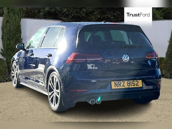 Used Volkswagen Golf 2018 for sale - 76405295: Photo