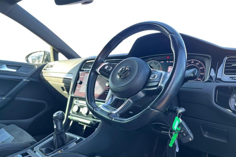 Used Volkswagen Golf 2018 for sale - 76405295: Photo 9