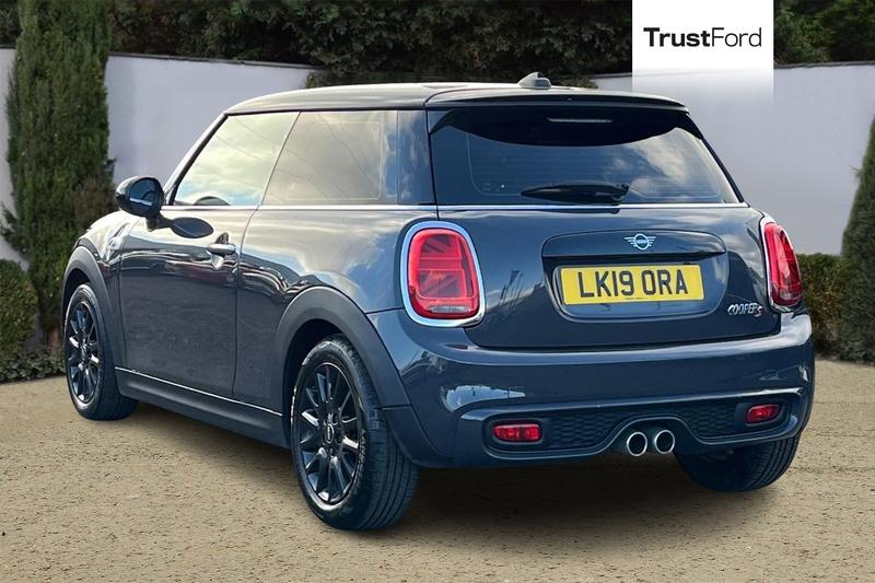 Used MINI Hatch 2019 for sale - 76415786: Photo 2