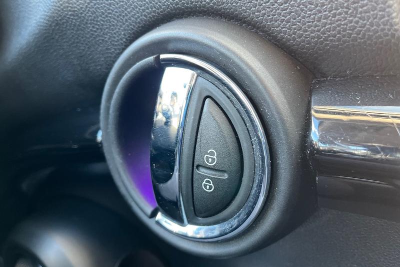 Used MINI Hatch 2019 for sale - 76415786: Photo 23