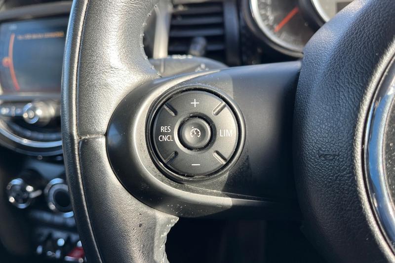 Used MINI Hatch 2019 for sale - 76415786: Photo 25