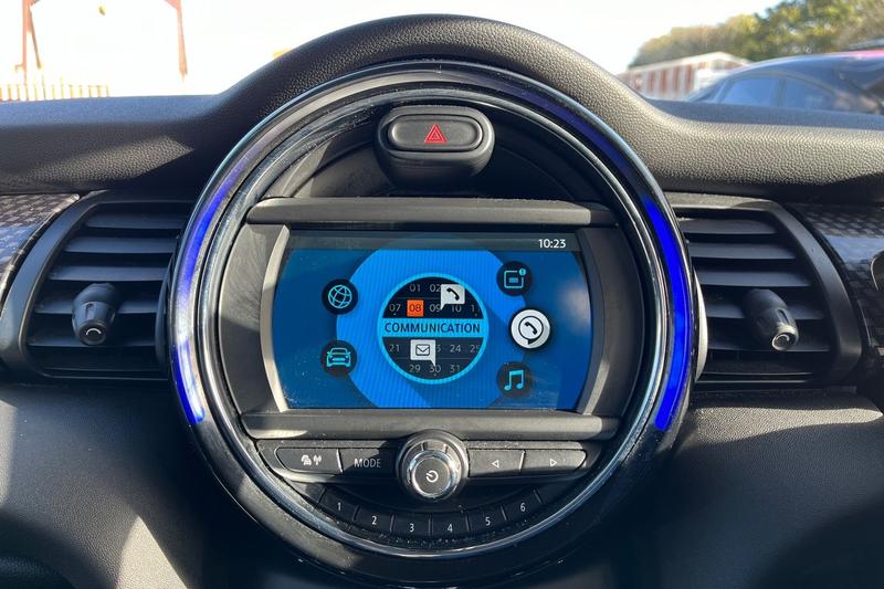 Used MINI Hatch 2019 for sale - 76415786: Photo 34