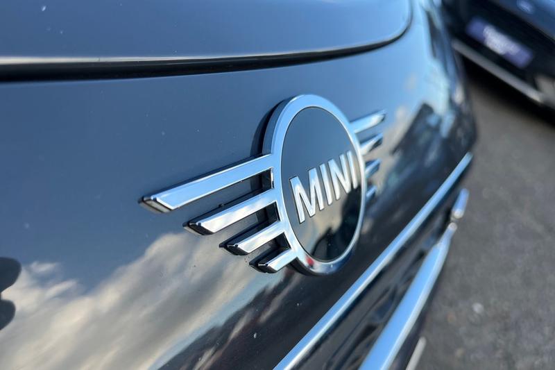 Used MINI Hatch 2019 for sale - 76415786: Photo 39