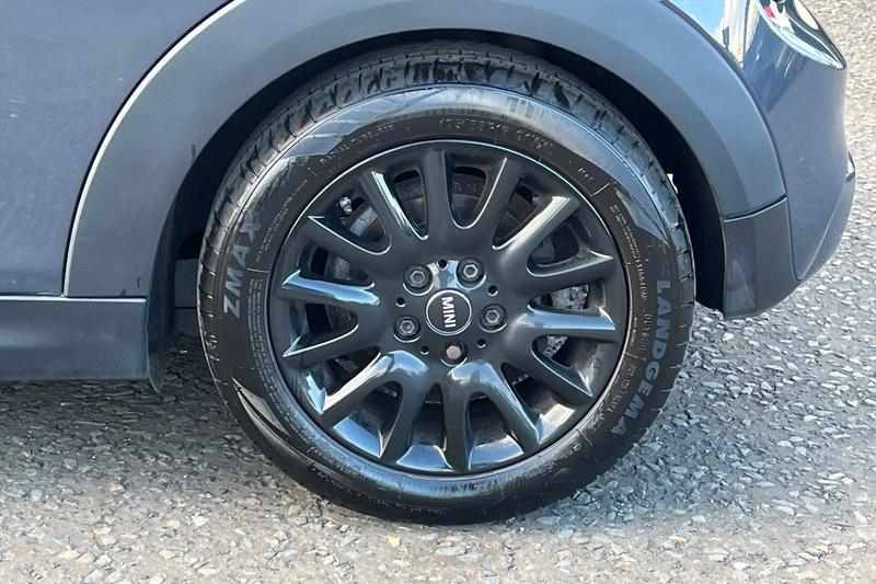 Used MINI Hatch 2019 for sale - 76415786: Photo 8