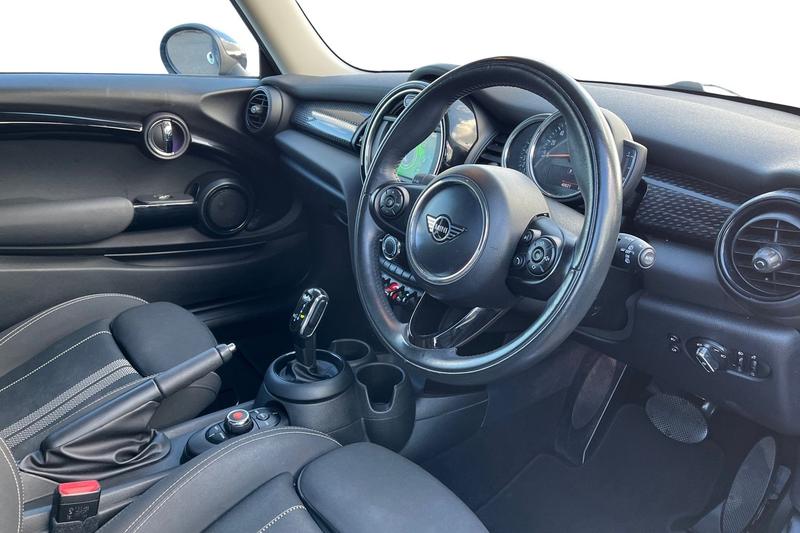 Used MINI Hatch 2019 for sale - 76415786: Photo 9