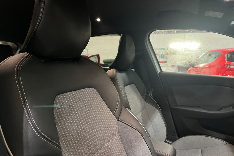 Used Renault Clio 2024 for sale - 77665704: Photo 17