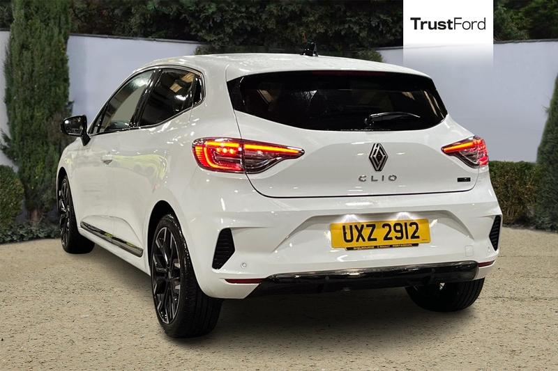 Used Renault Clio 2024 for sale - 77665704: Photo 2