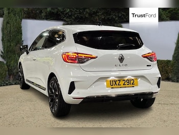 Used Renault Clio 2024 for sale - 77665704: Photo