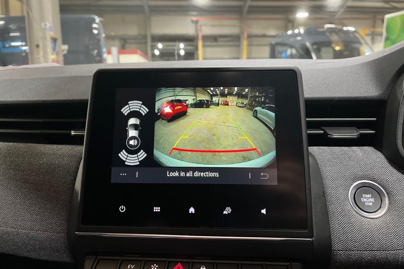 Used Renault Clio 2024 for sale - 77665704: Photo 30