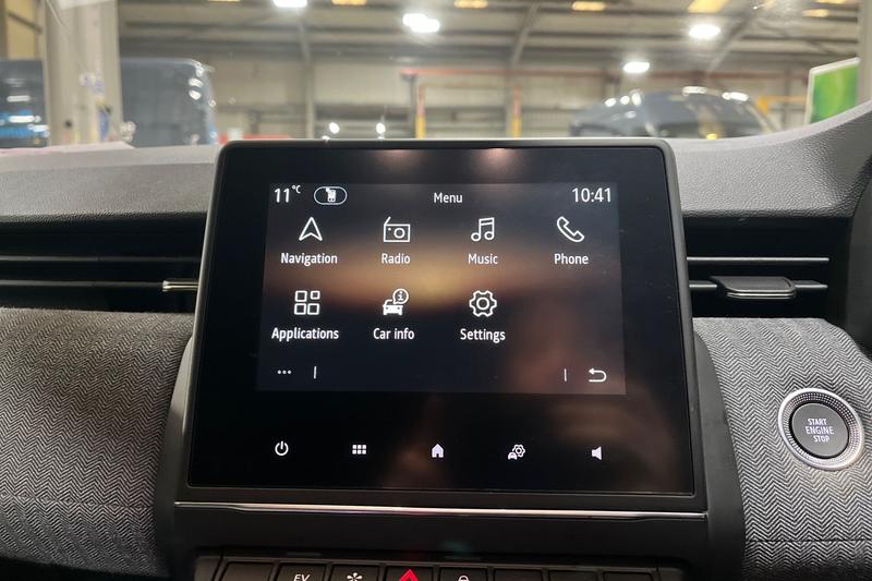 Used Renault Clio 2024 for sale - 77665704: Photo 31