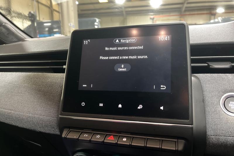 Used Renault Clio 2024 for sale - 77665704: Photo 34