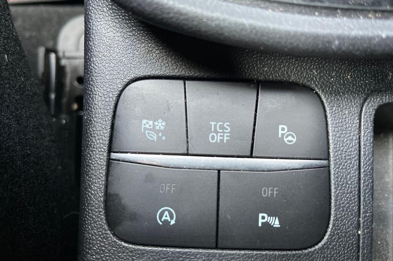Vehicle 33