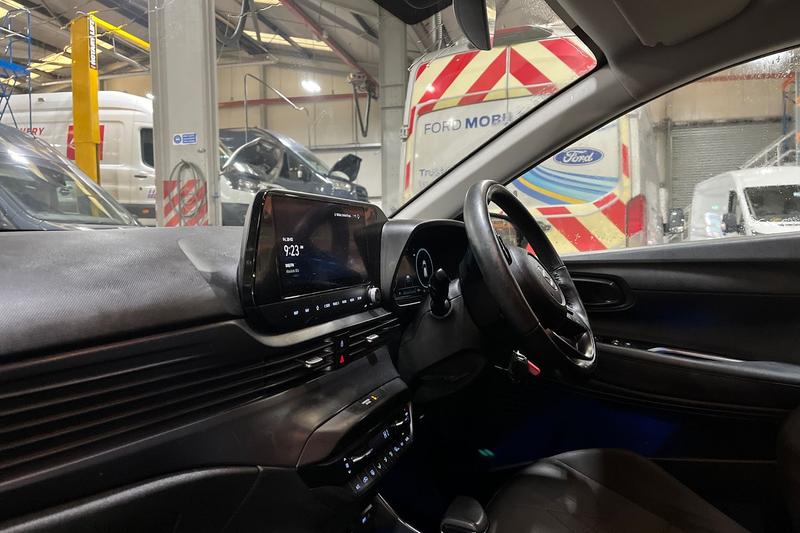 Used Hyundai BAYON 2022 for sale - 77641441: Photo 18