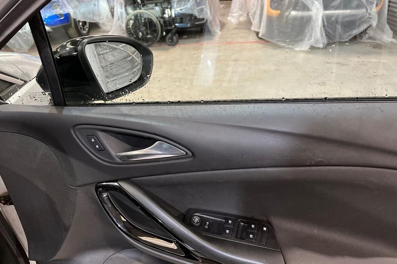 Used Vauxhall Astra for sale - 76830323: Photo 25