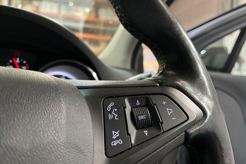 Used Vauxhall Astra for sale - 76830323: Photo 27