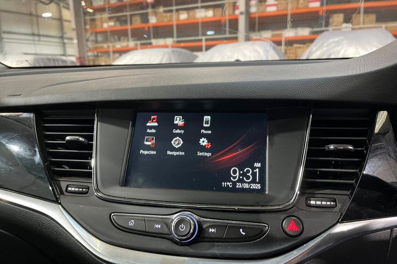 Used Vauxhall Astra for sale - 76830323: Photo 30