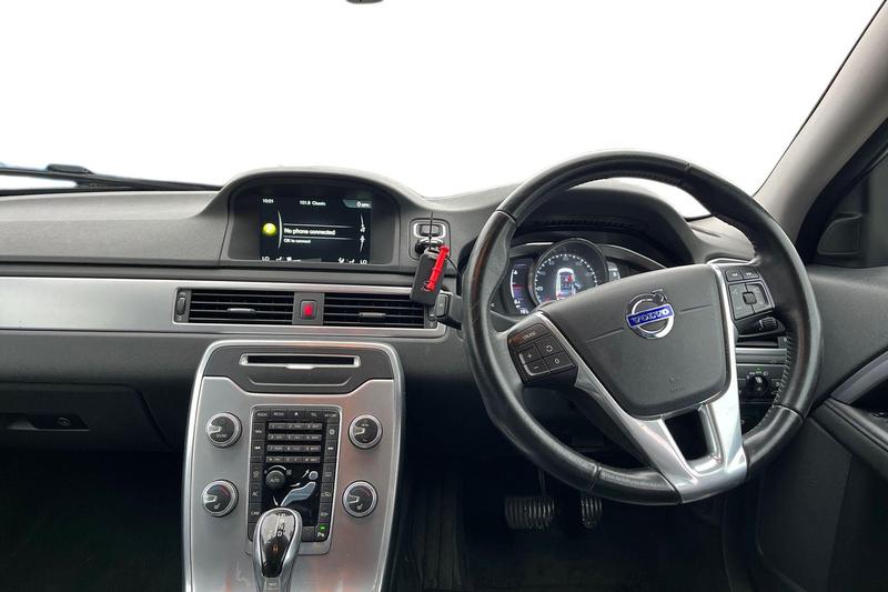 Used Volvo V70 2015 for sale - 76146762: Photo 10