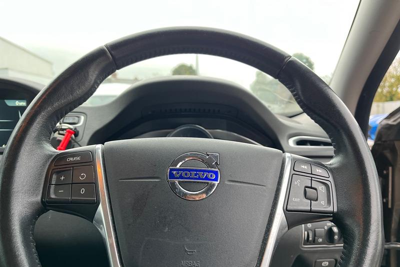 Used Volvo V70 2015 for sale - 76146762: Photo 12
