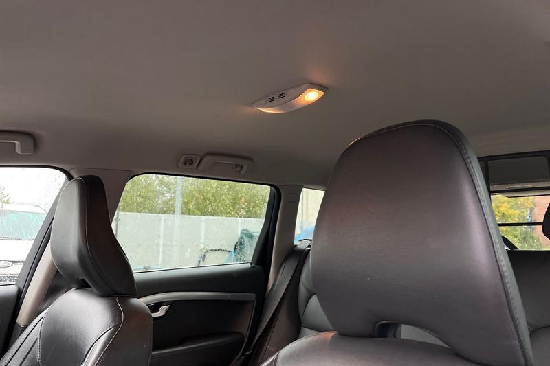 Used Volvo V70 2015 for sale - 76146762: Photo 19