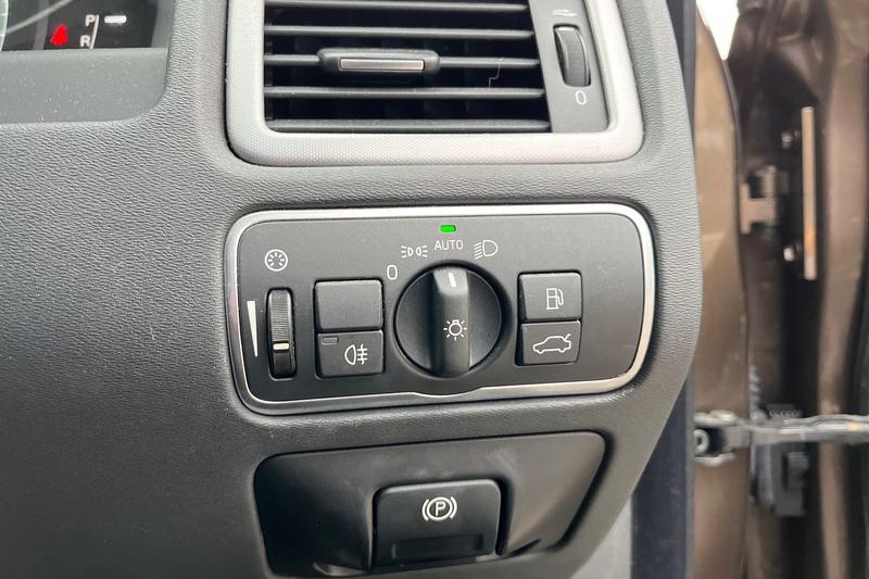 Used Volvo V70 2015 for sale - 76146762: Photo 26