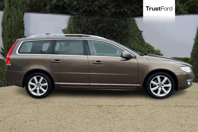 Used Volvo V70 2015 for sale - 76146762: Photo 3
