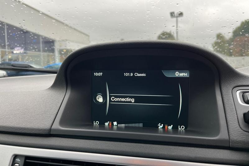 Used Volvo V70 2015 for sale - 76146762: Photo 36